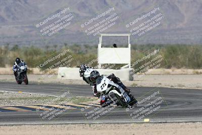 media/Nov-01-2025-CVMA (Sat) [[fc0f7531b8]]/Race 7-Formula Twins-Formula 40 UL/